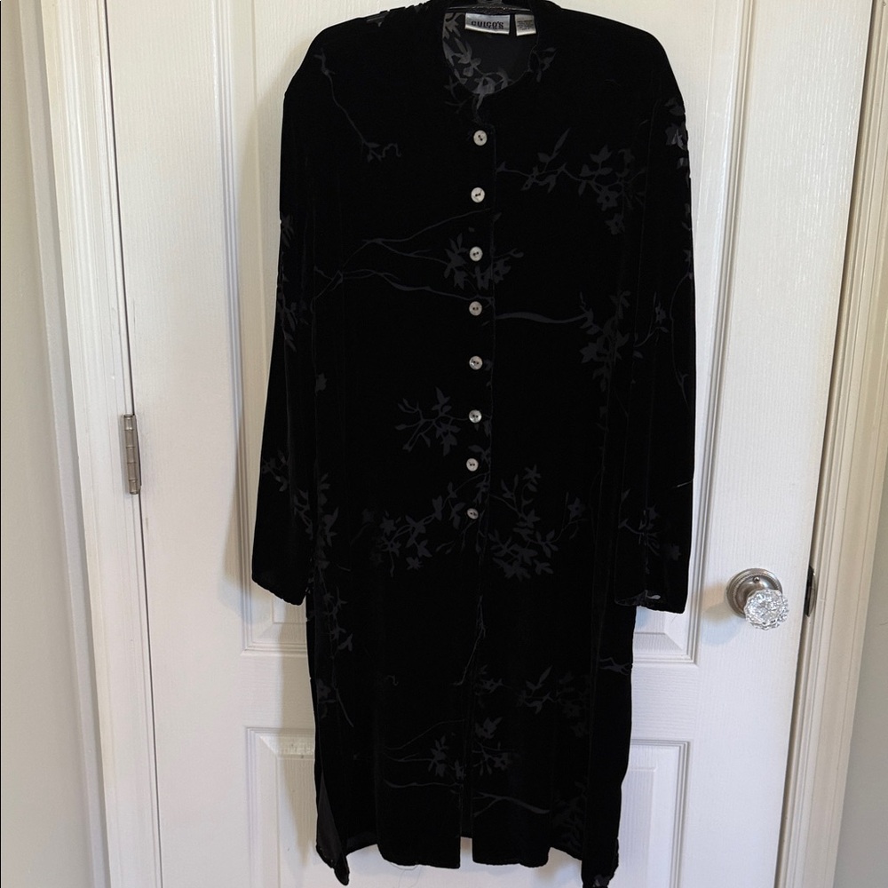 Chico's Black Long Sleeve Velvet Duster